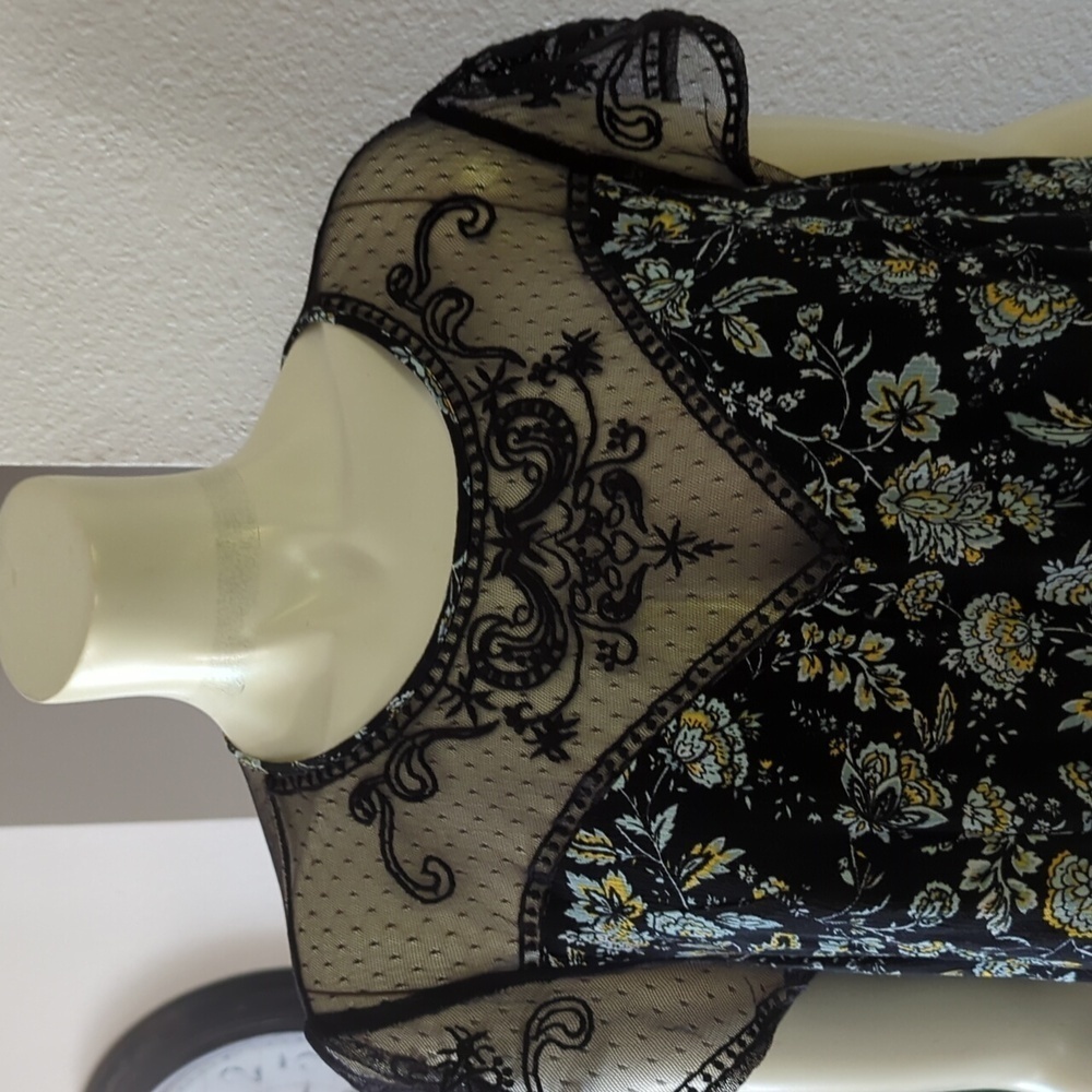 Torrid lace front gauze midi dress - Picture 3 of 13